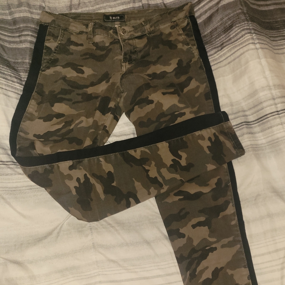 Army fatigue pants
